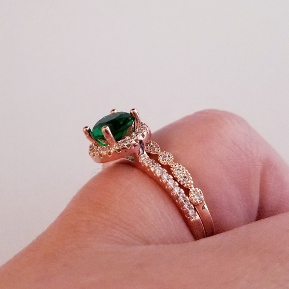 *only size 6 left!* Green and Rose Gold Ring Set - Picture 8 of 8